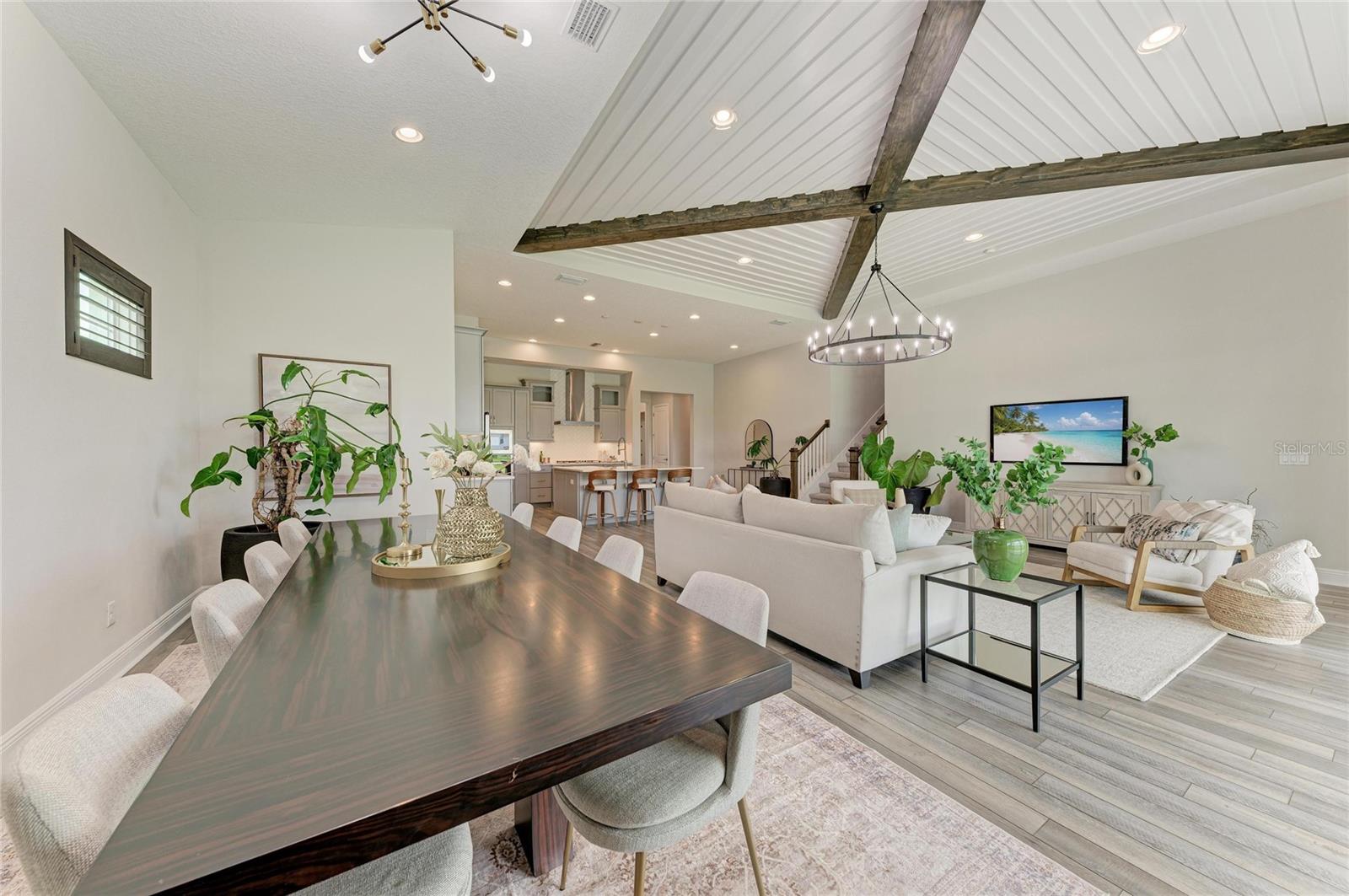 Listing Image #19