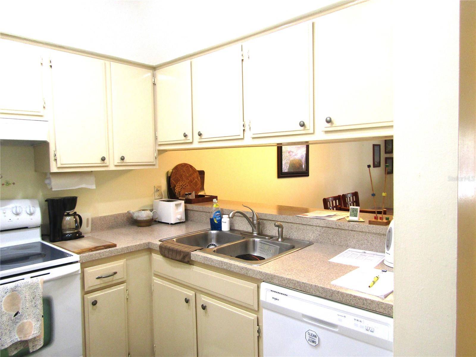 Listing Image #4