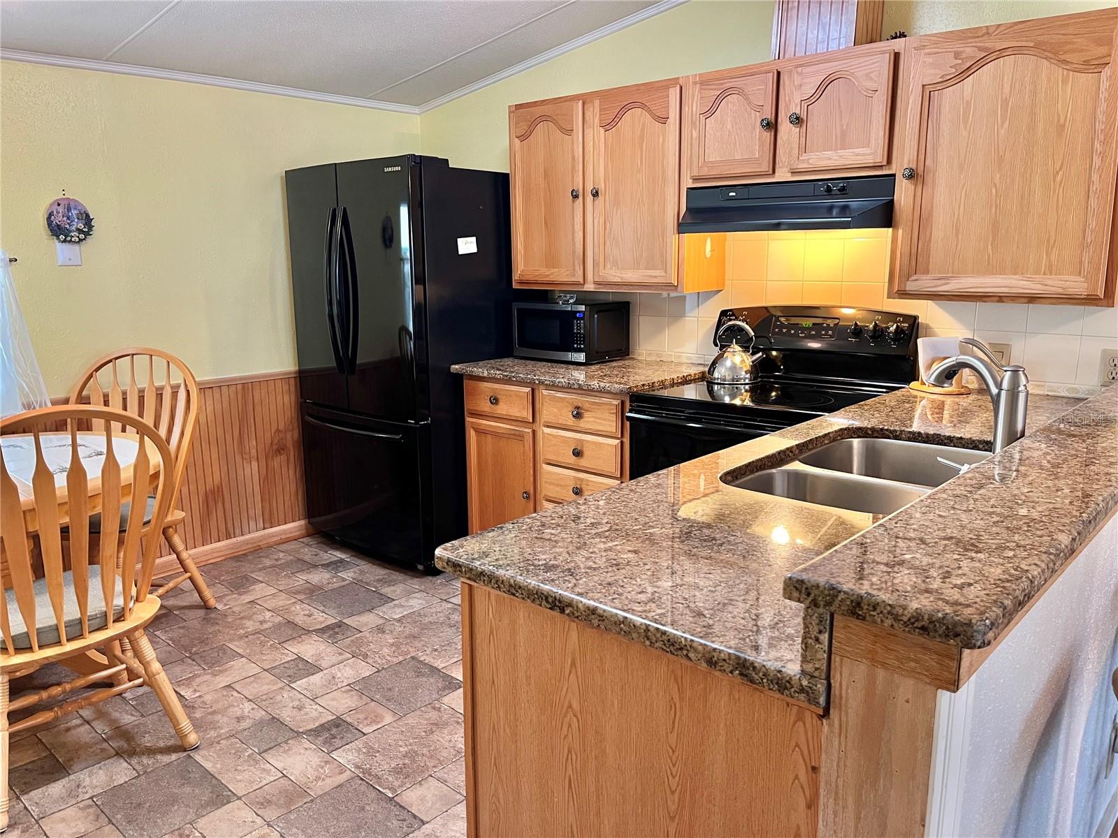 Listing Image #7