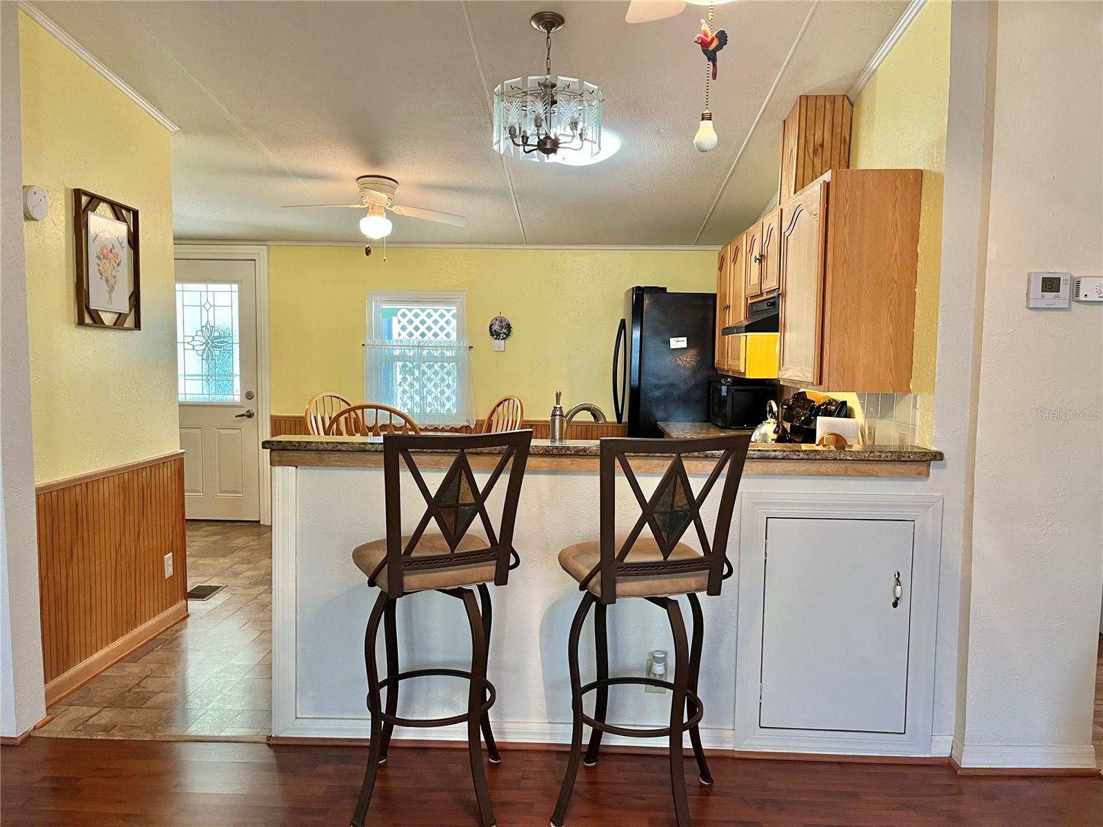 Listing Image #9