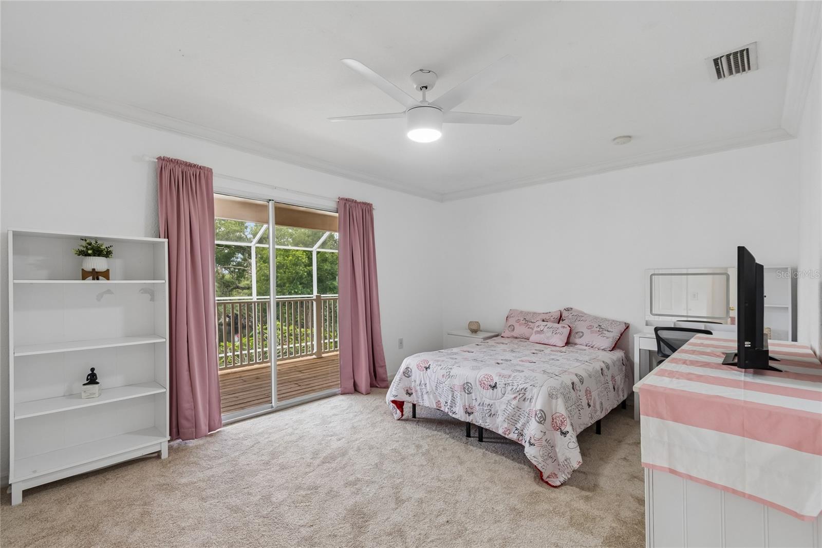 Listing Image #7
