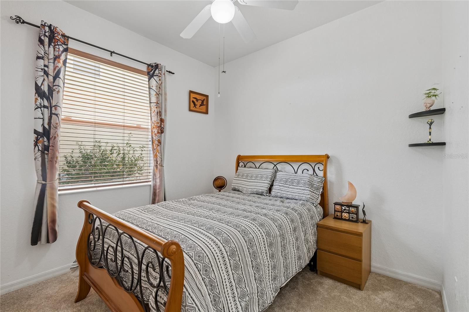 Listing Image #9