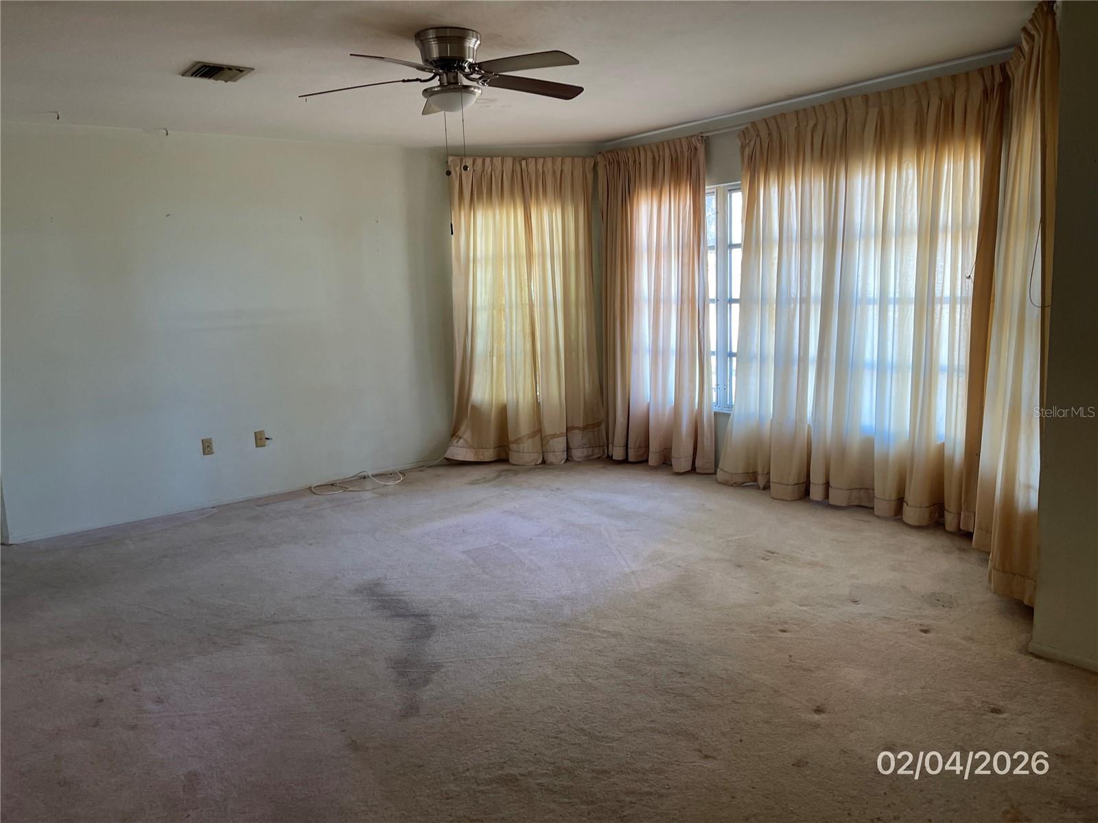 Listing Image #9