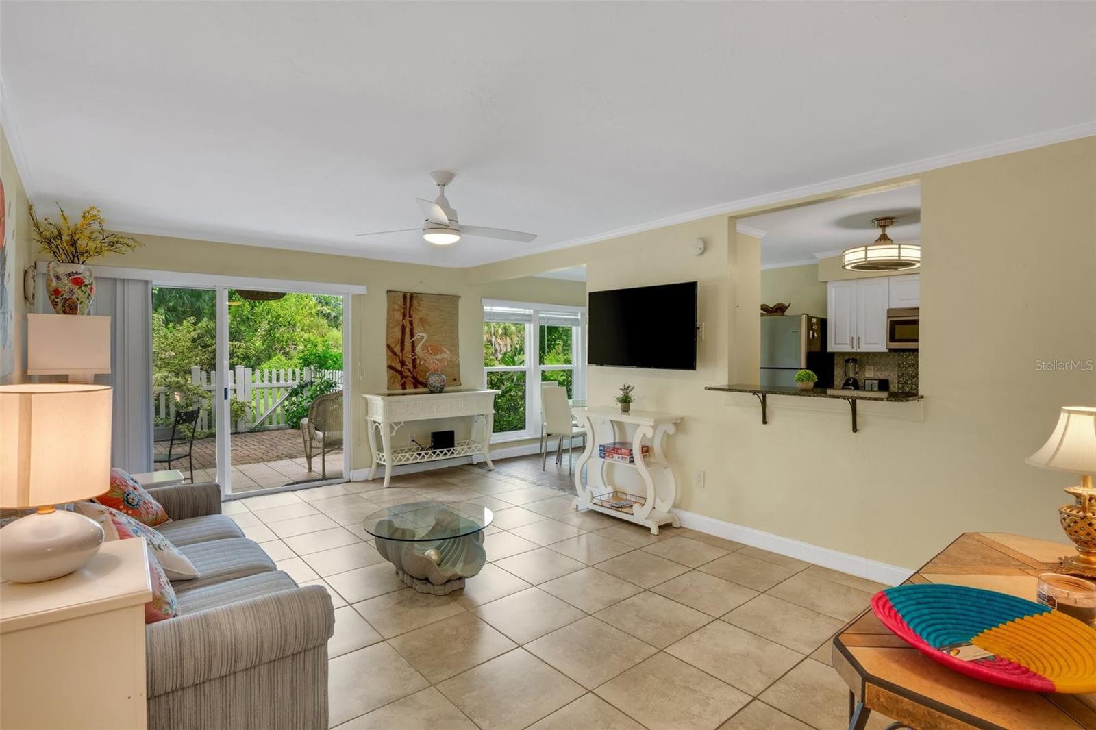 Listing Image #4