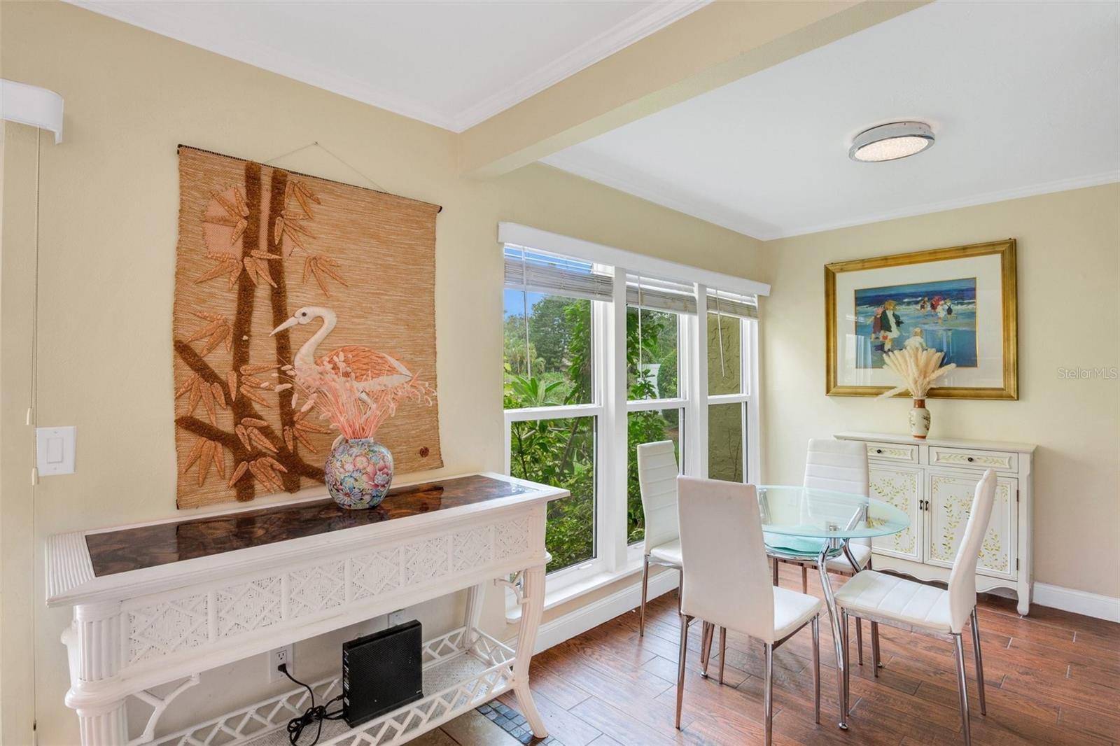 Listing Image #8