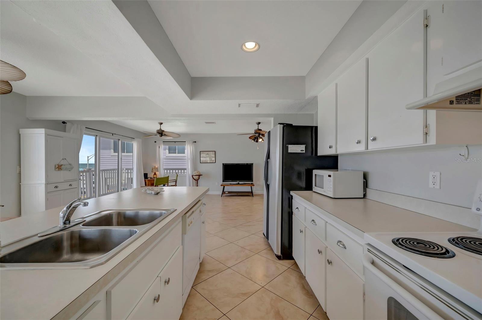 Listing Image #11