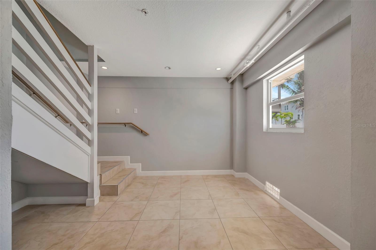 Listing Image #39
