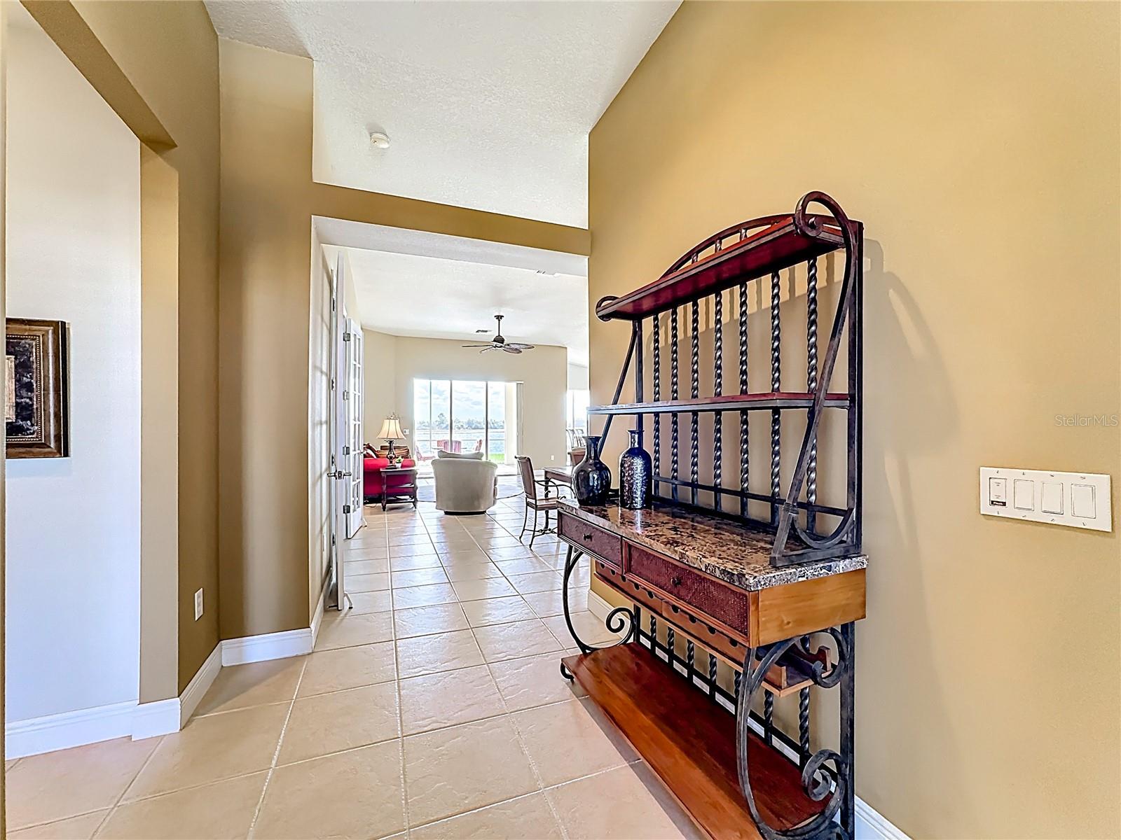 Listing Image #11