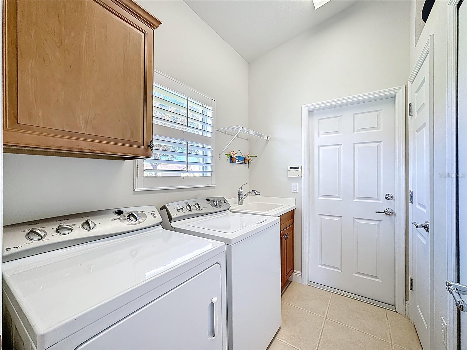 Listing Image #43