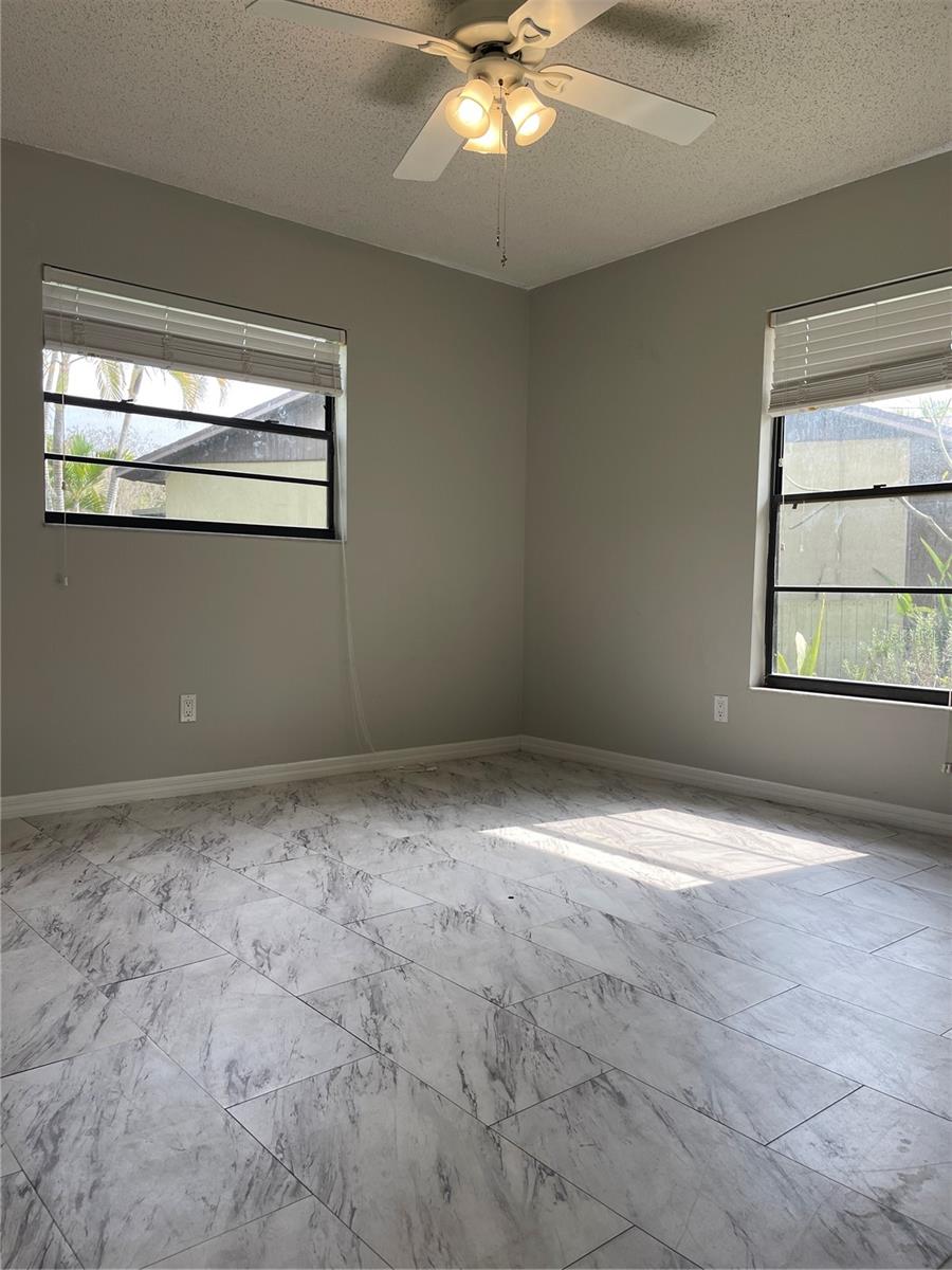 Listing Image #7