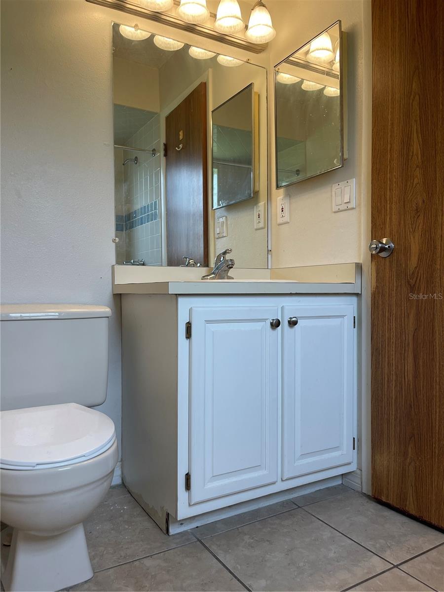 Listing Image #10