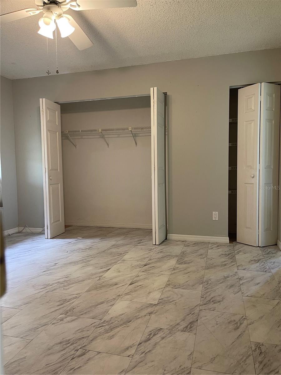 Listing Image #11