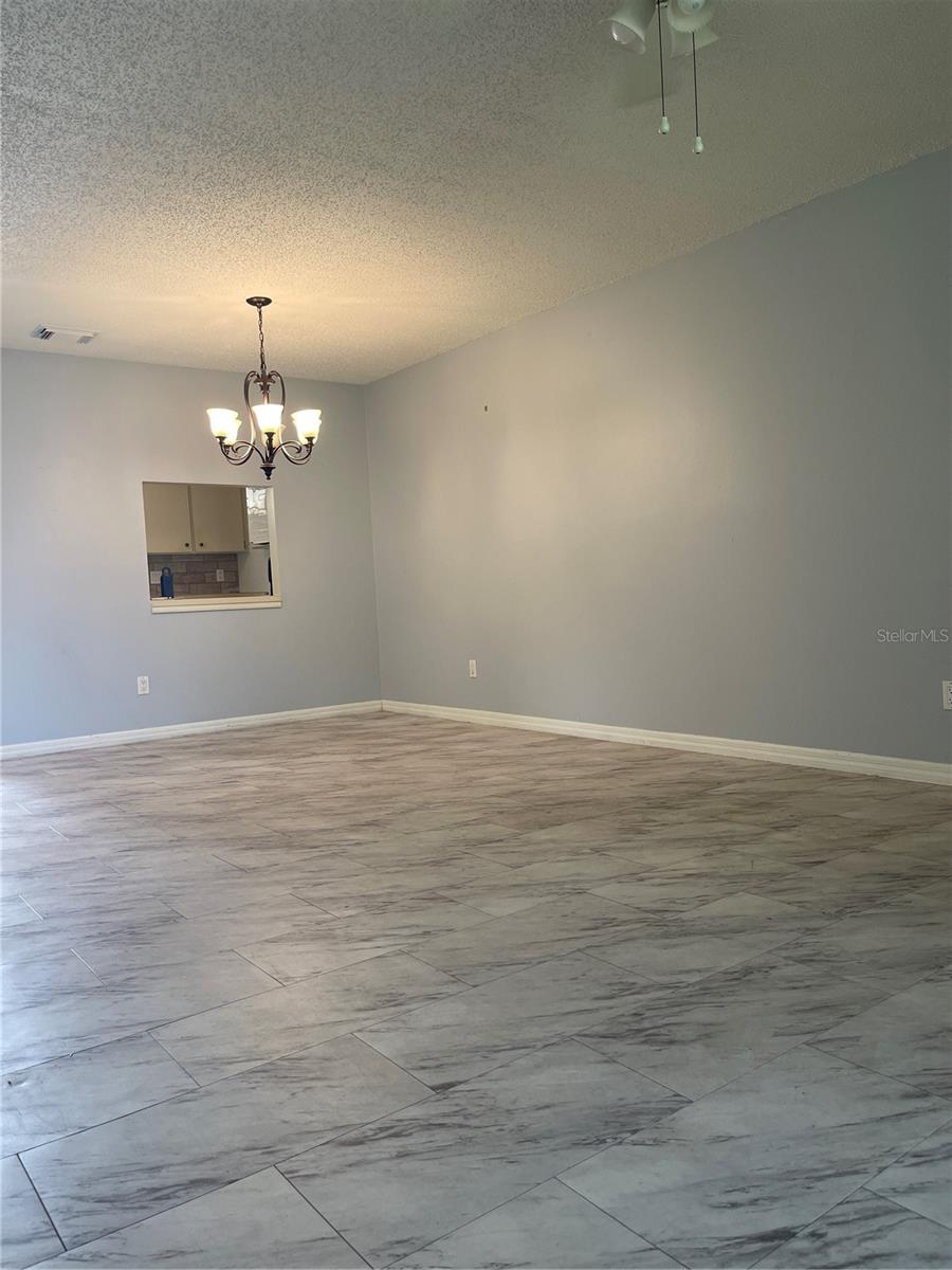Listing Image #13