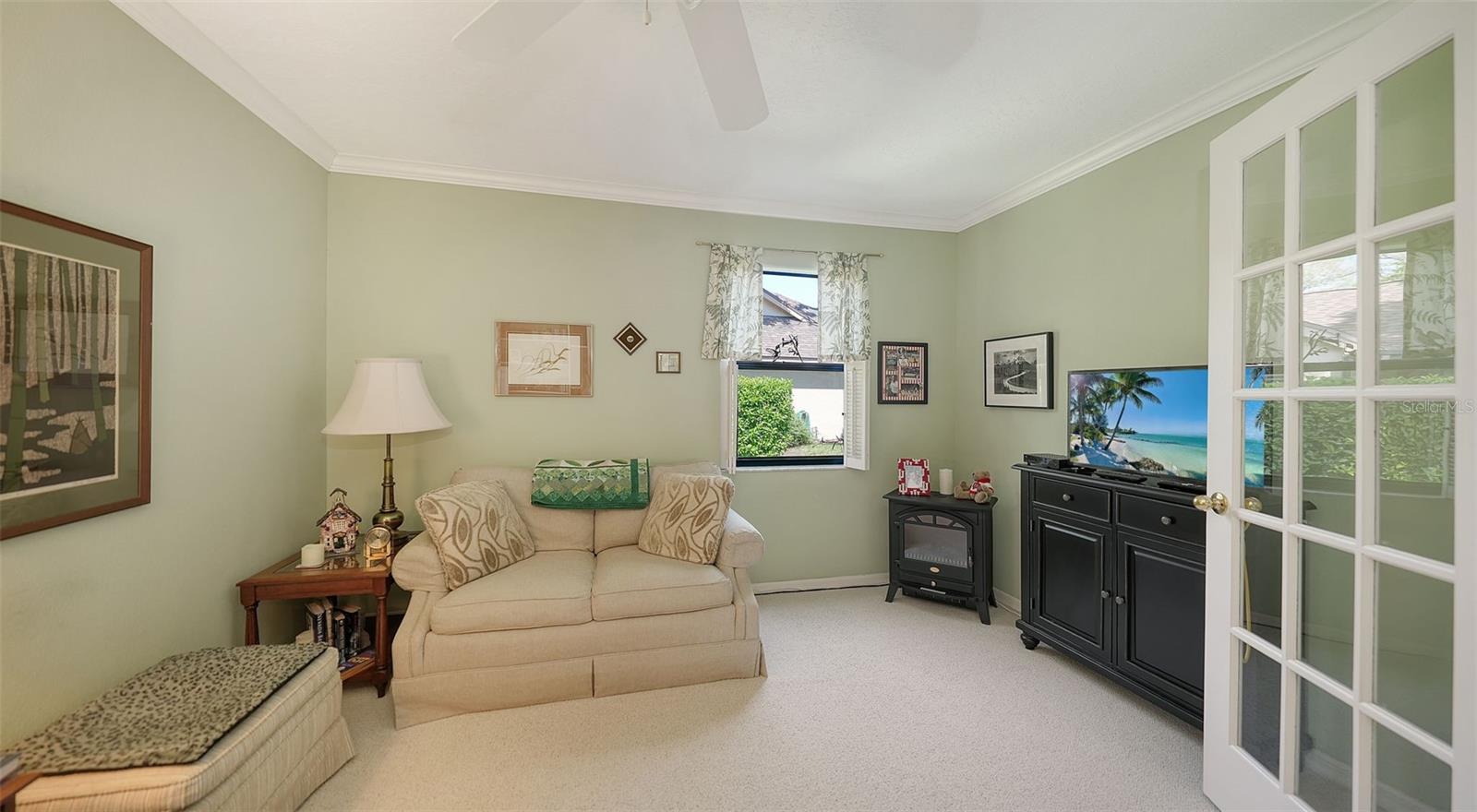 Listing Image #15