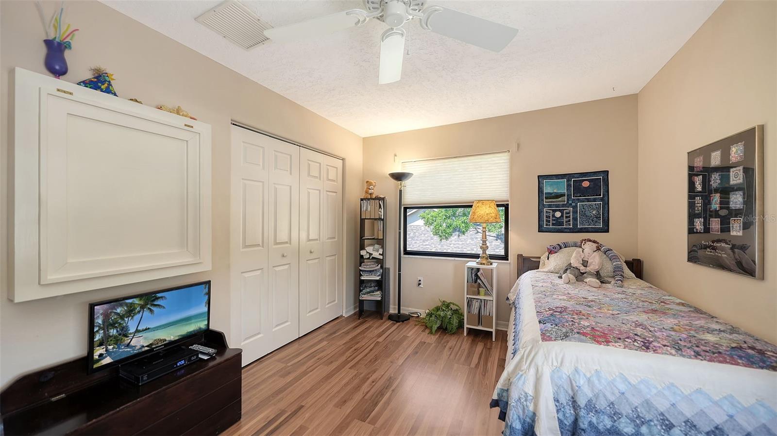 Listing Image #38