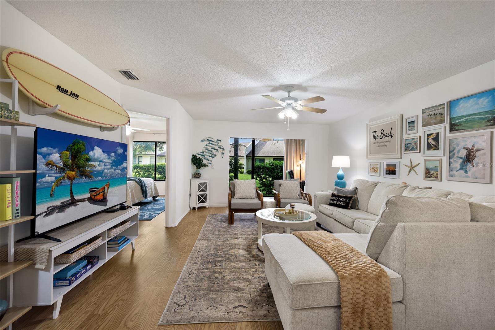 Listing Image #11