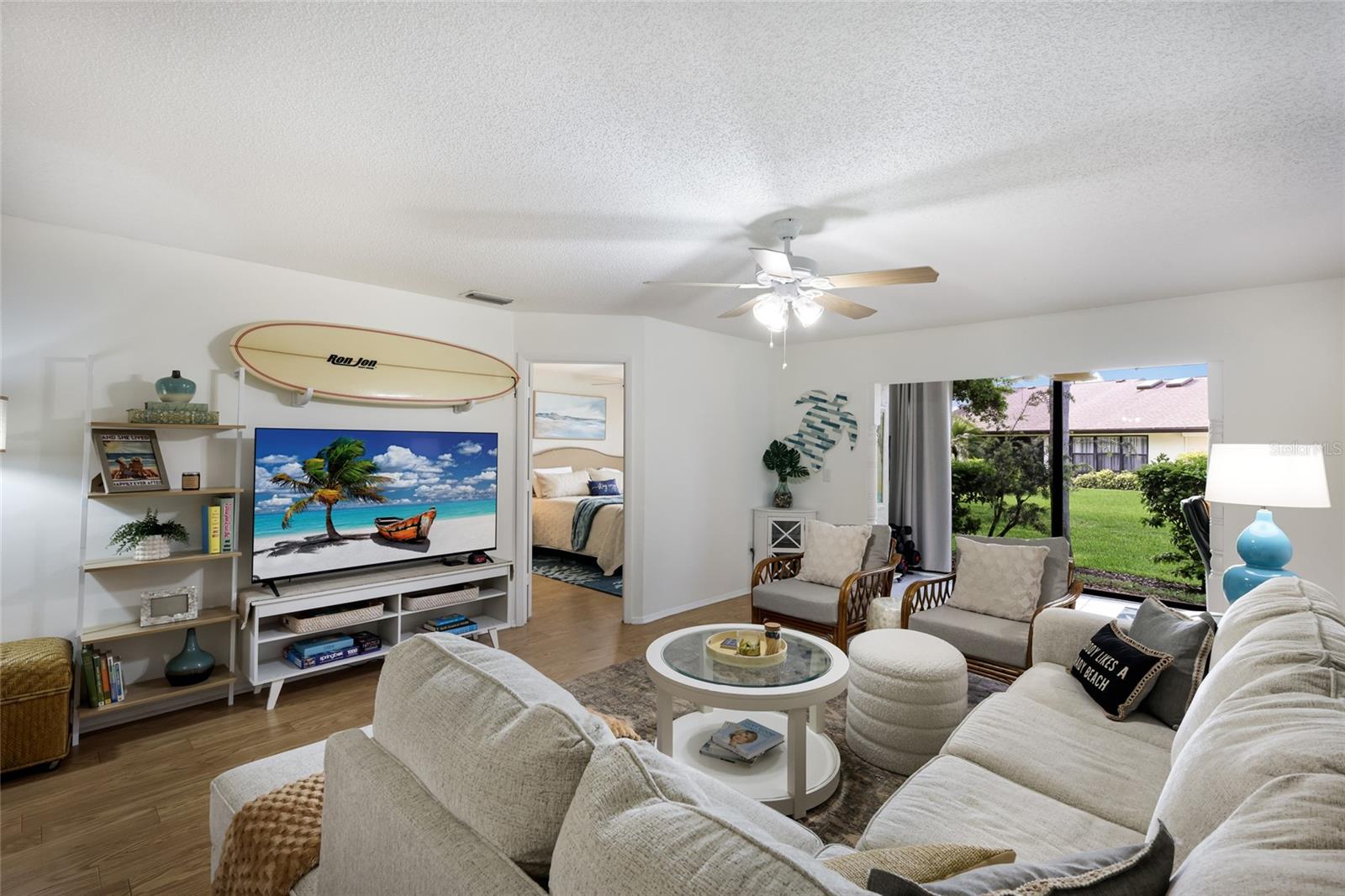 Listing Image #12