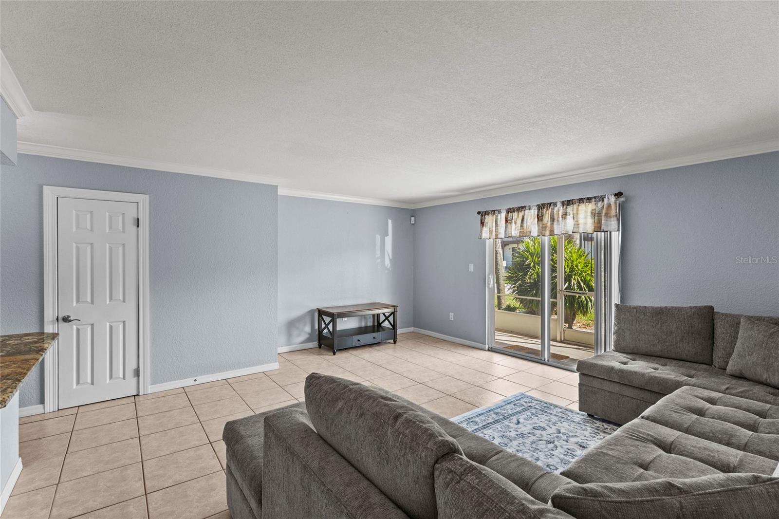 Listing Image #7