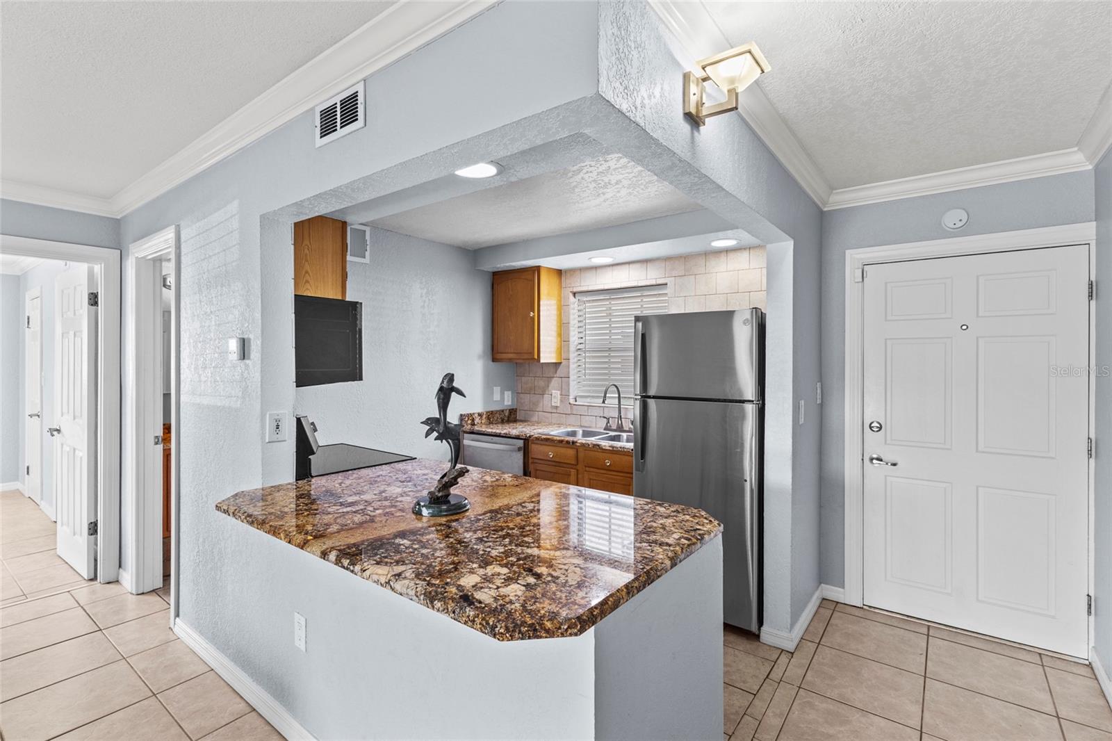 Listing Image #8