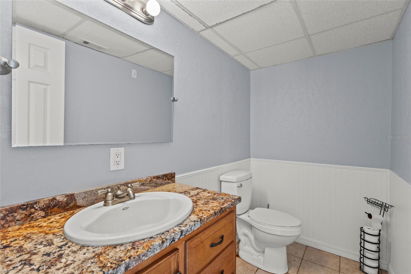Listing Image #12
