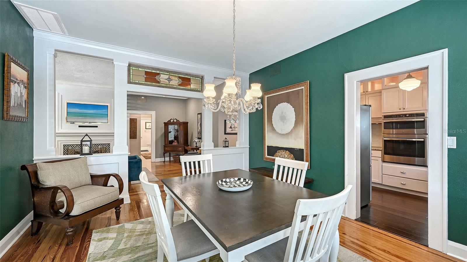 Listing Image #11