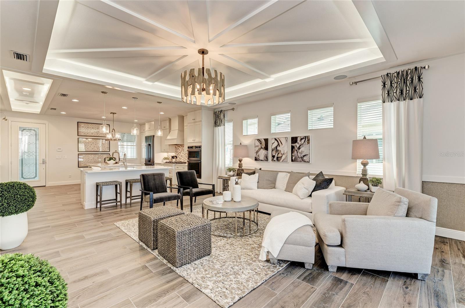 Listing Image #12