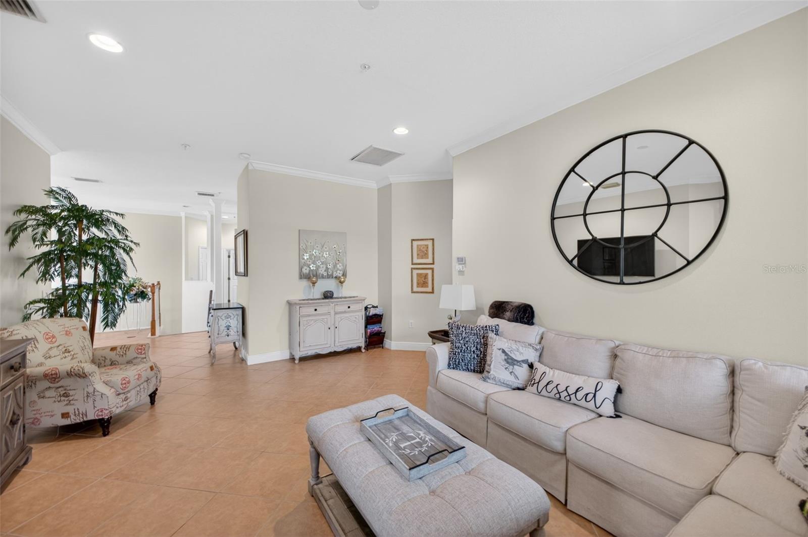 Listing Image #2