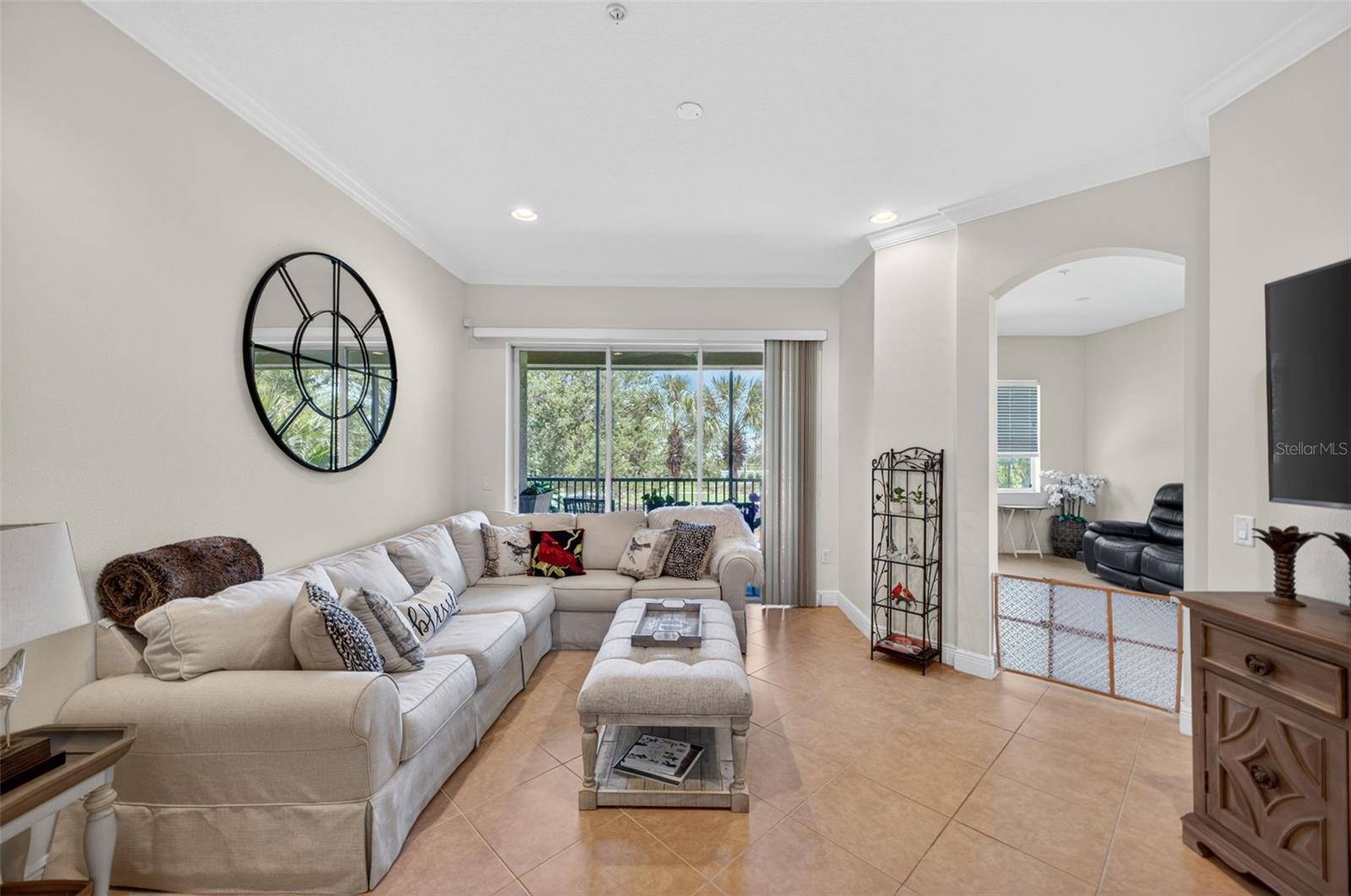 Listing Image #4