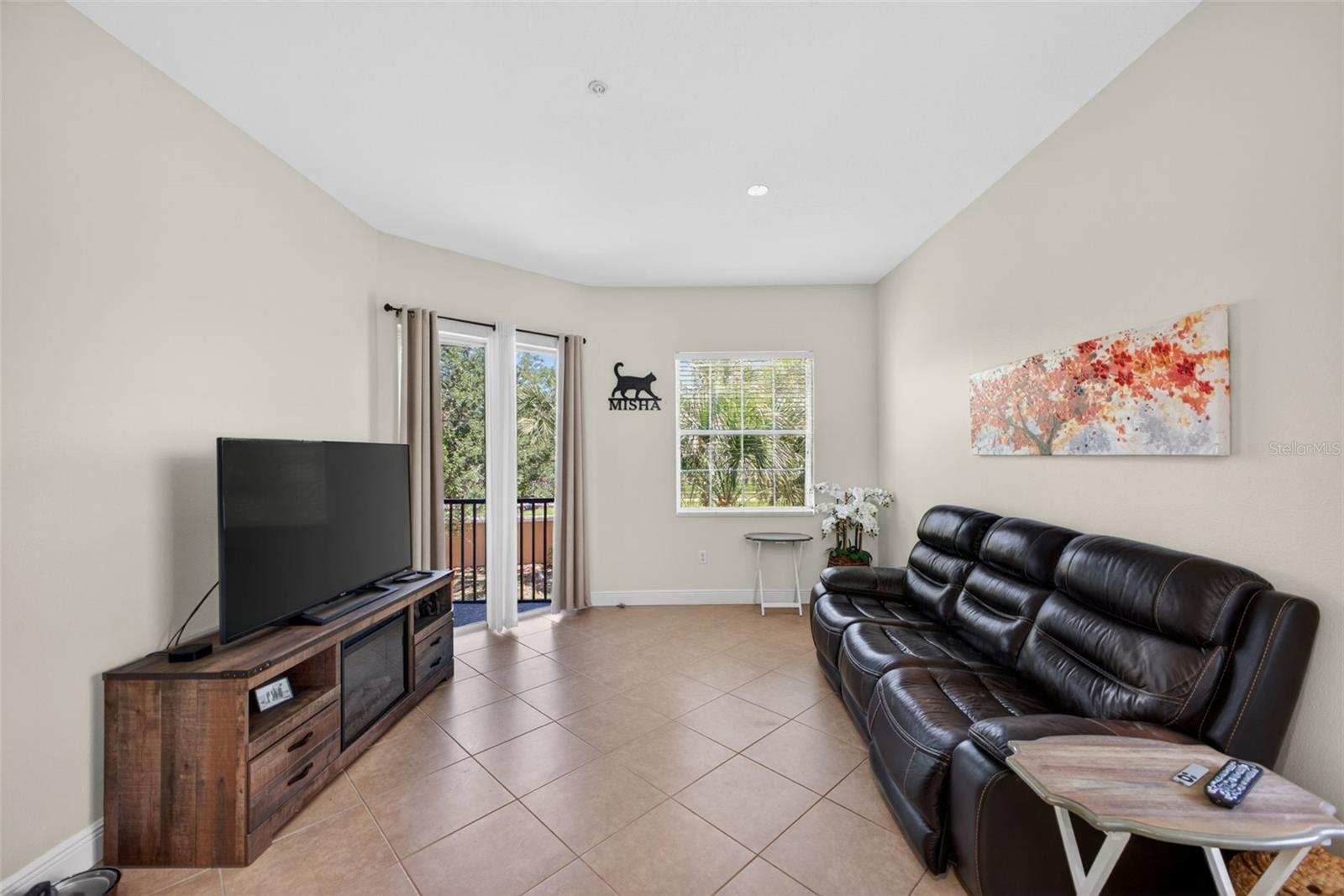 Listing Image #7