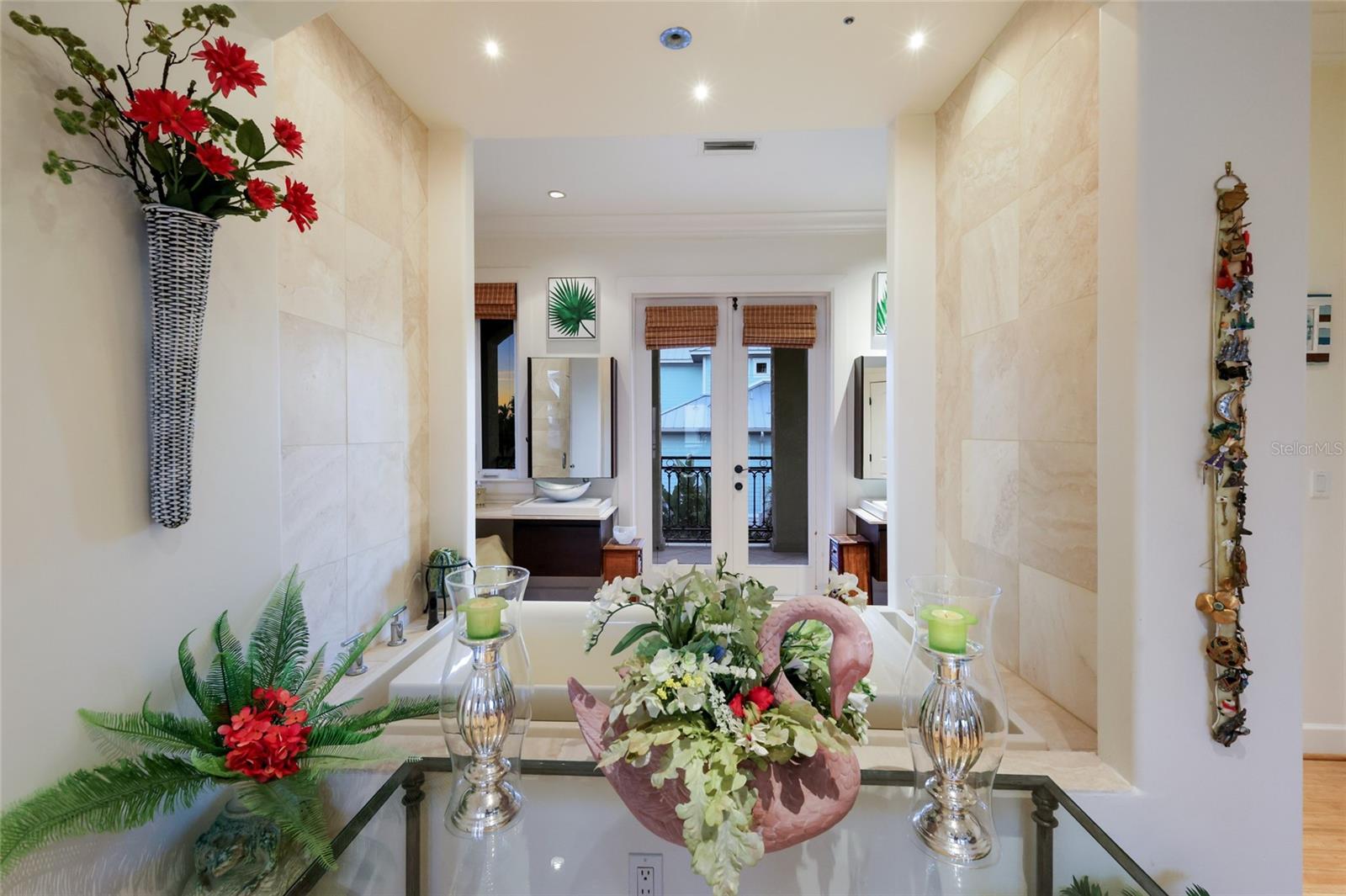 Listing Image #13