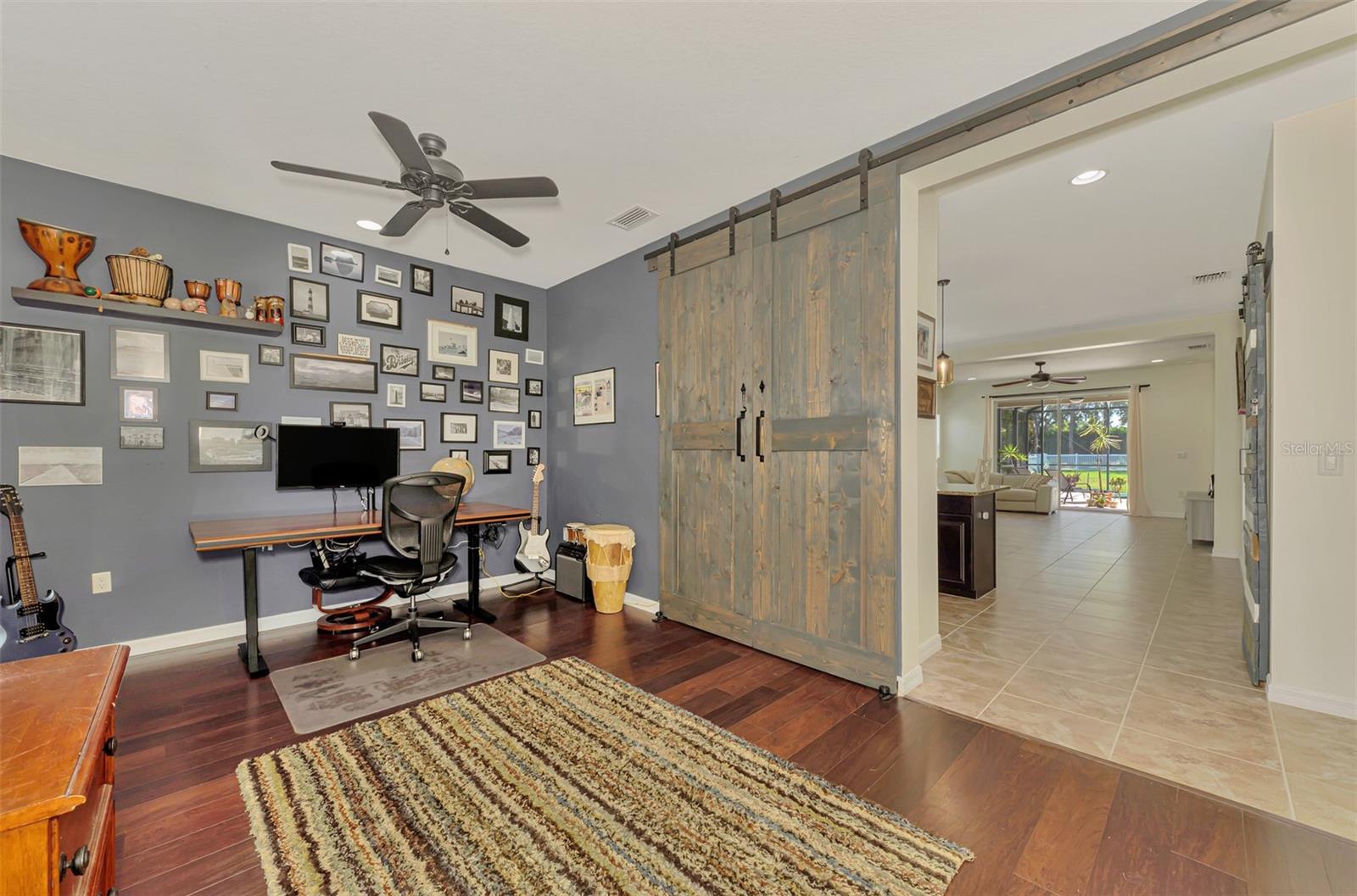 Listing Image #9