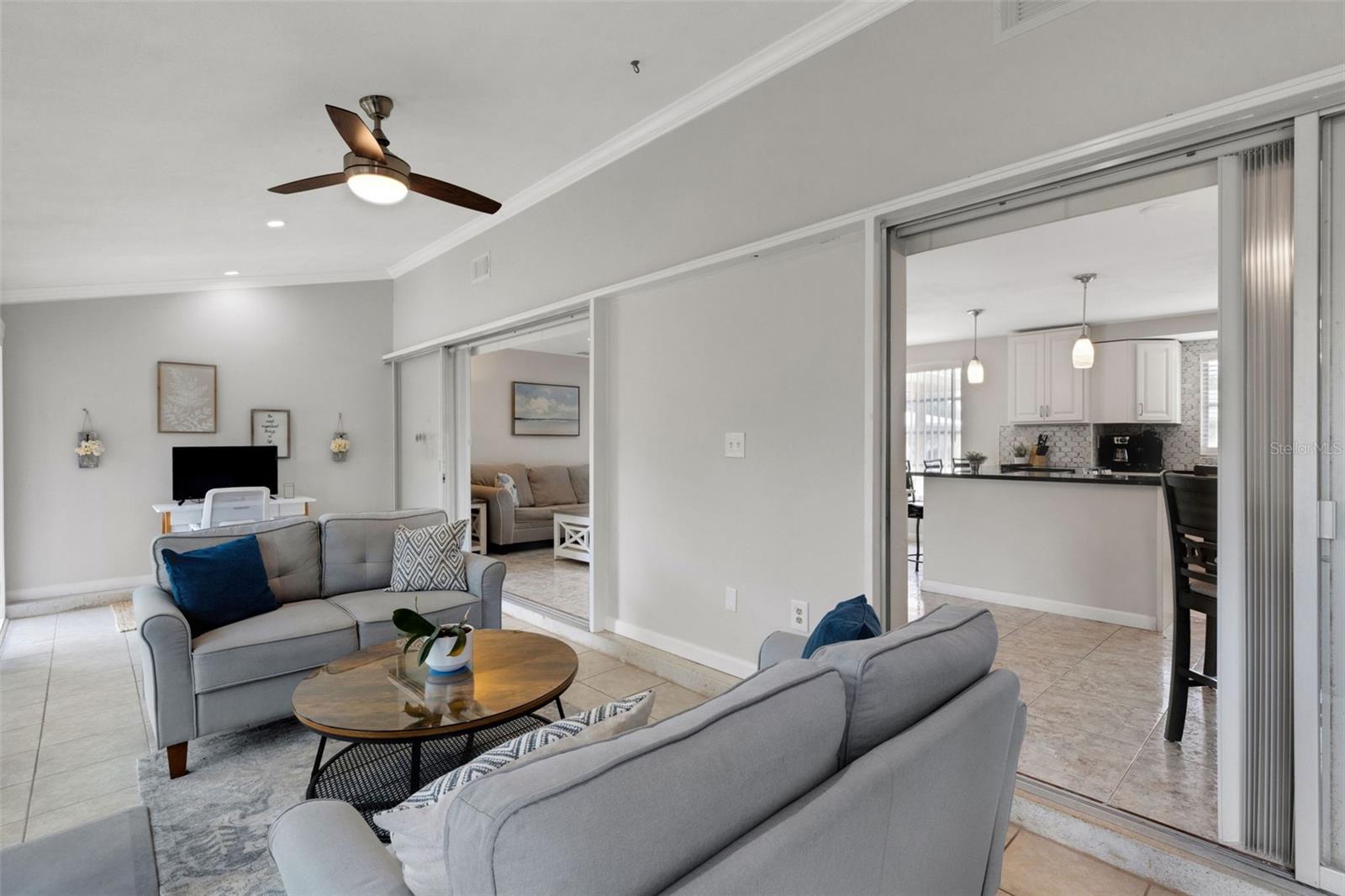Listing Image #13