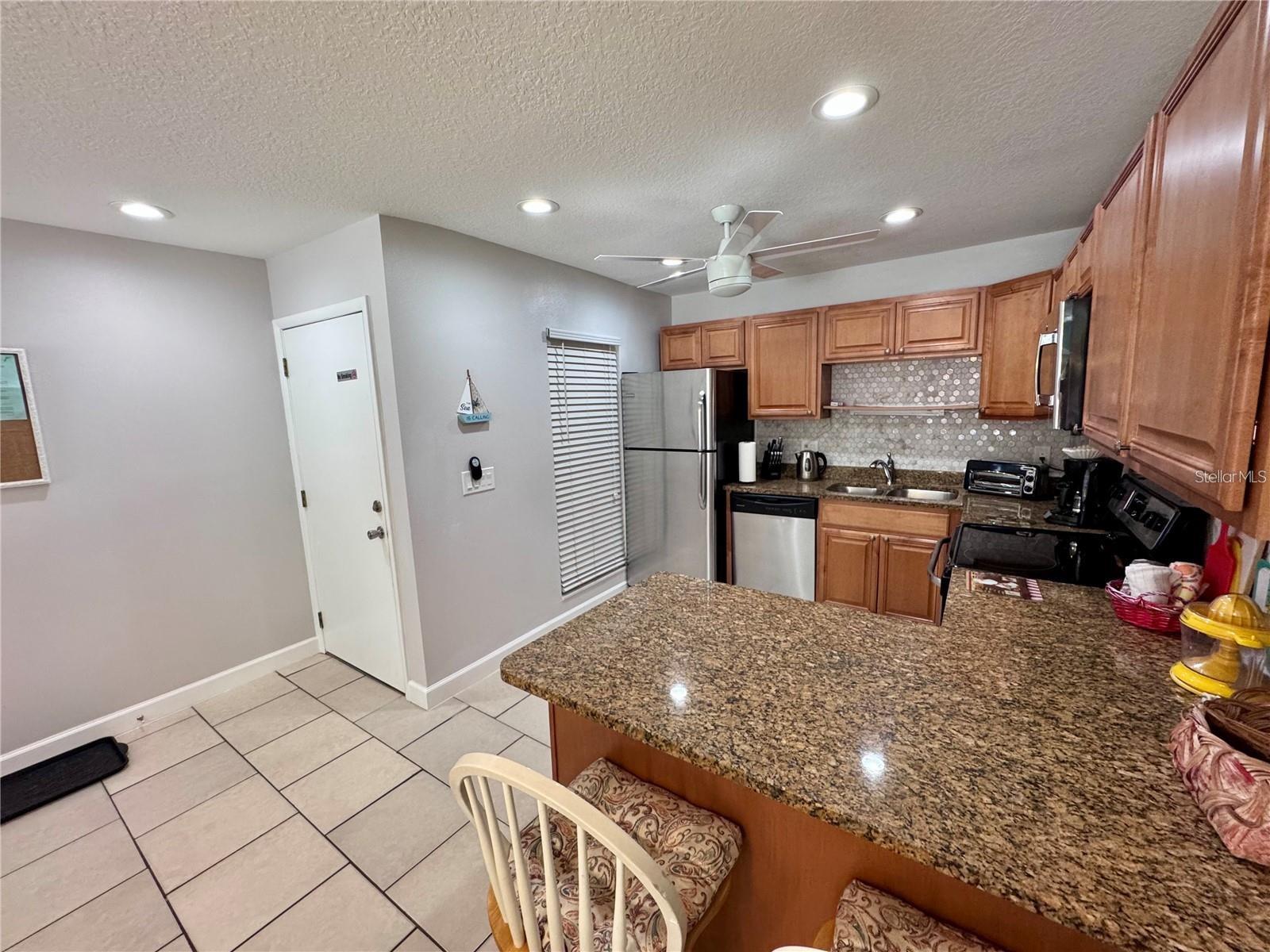 Listing Image #6