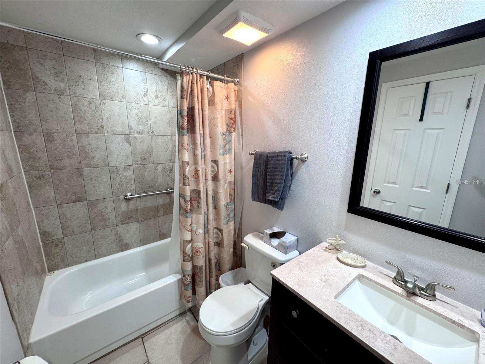 Listing Image #10