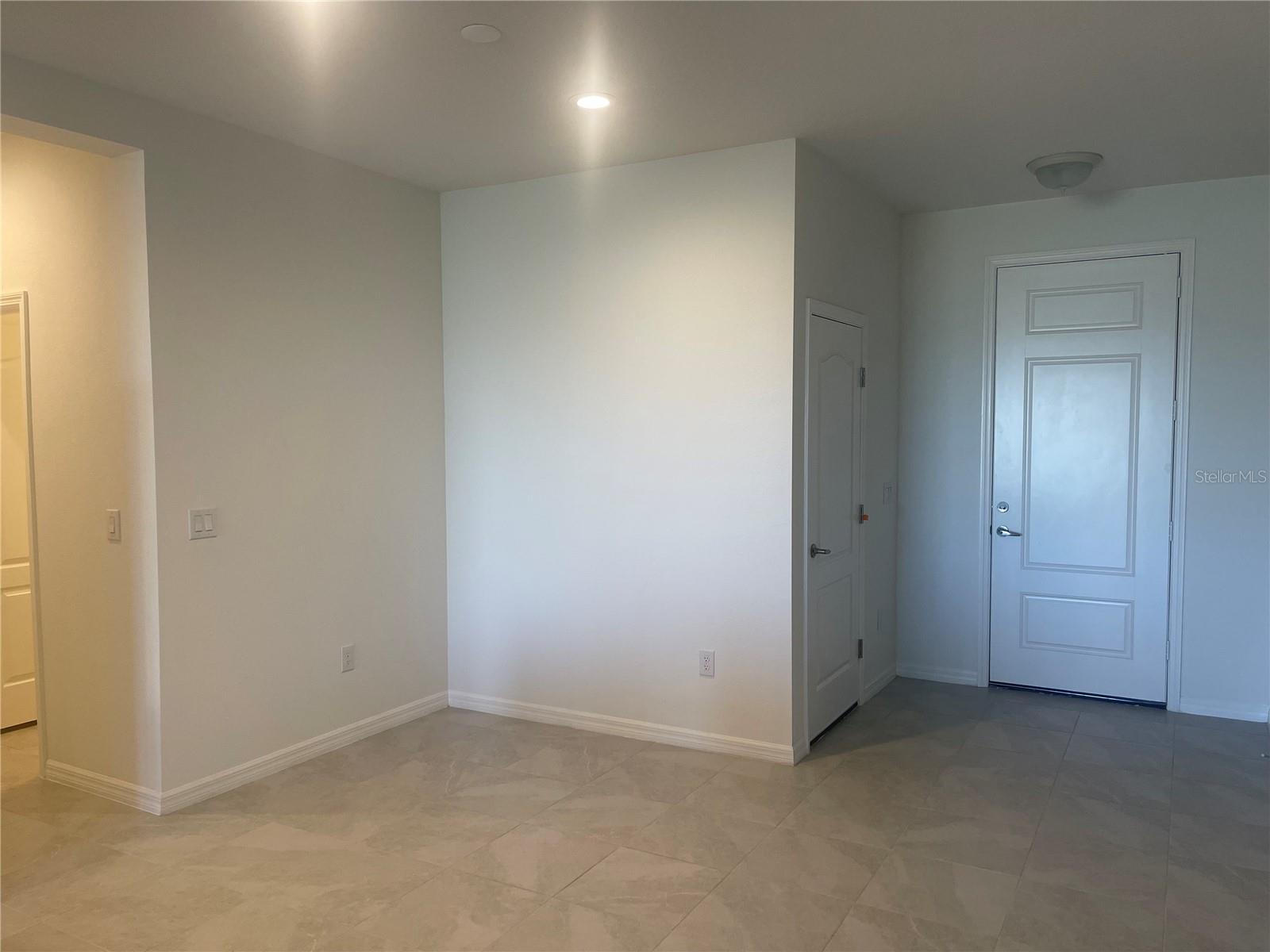 Listing Image #6