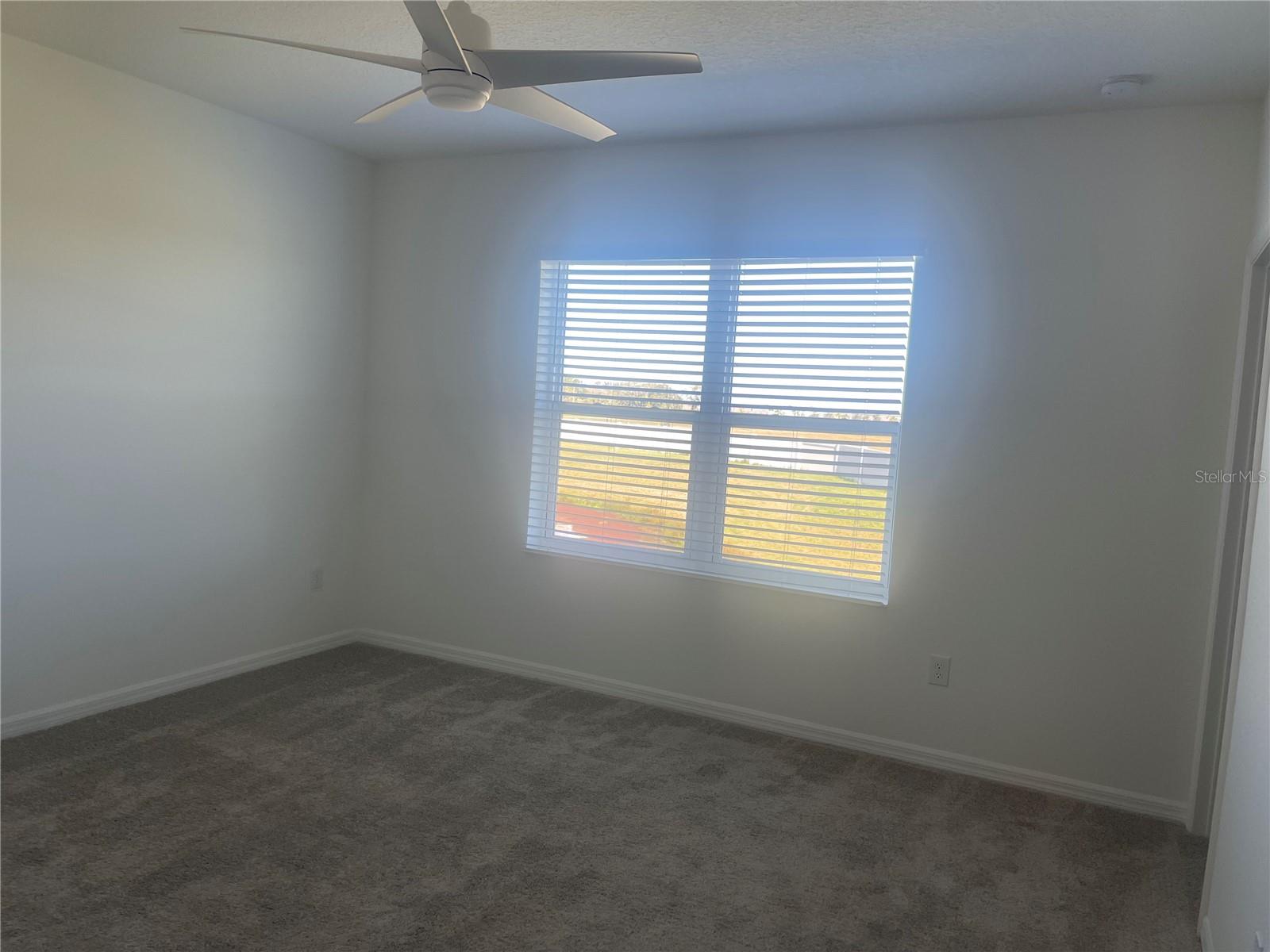 Listing Image #15