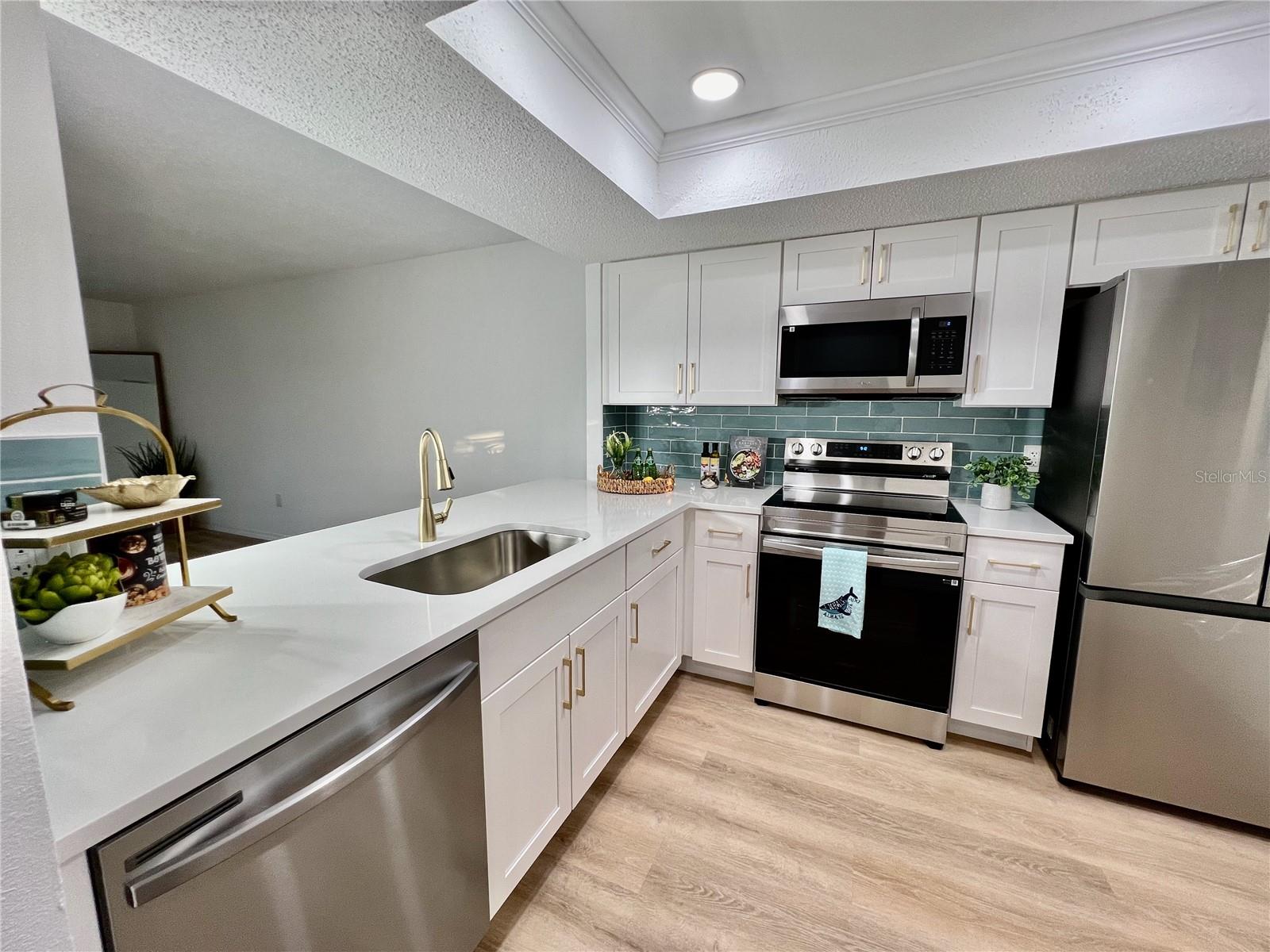 Listing Image #3
