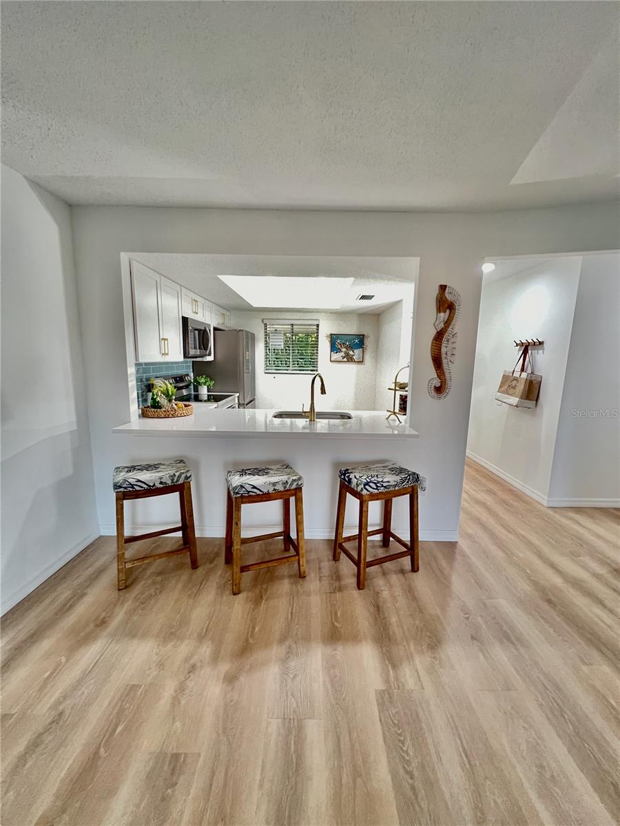 Listing Image #13