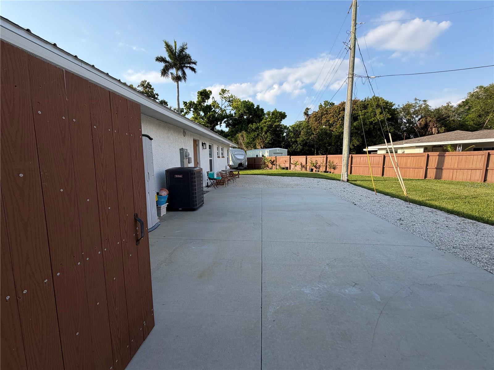 Listing Image #3