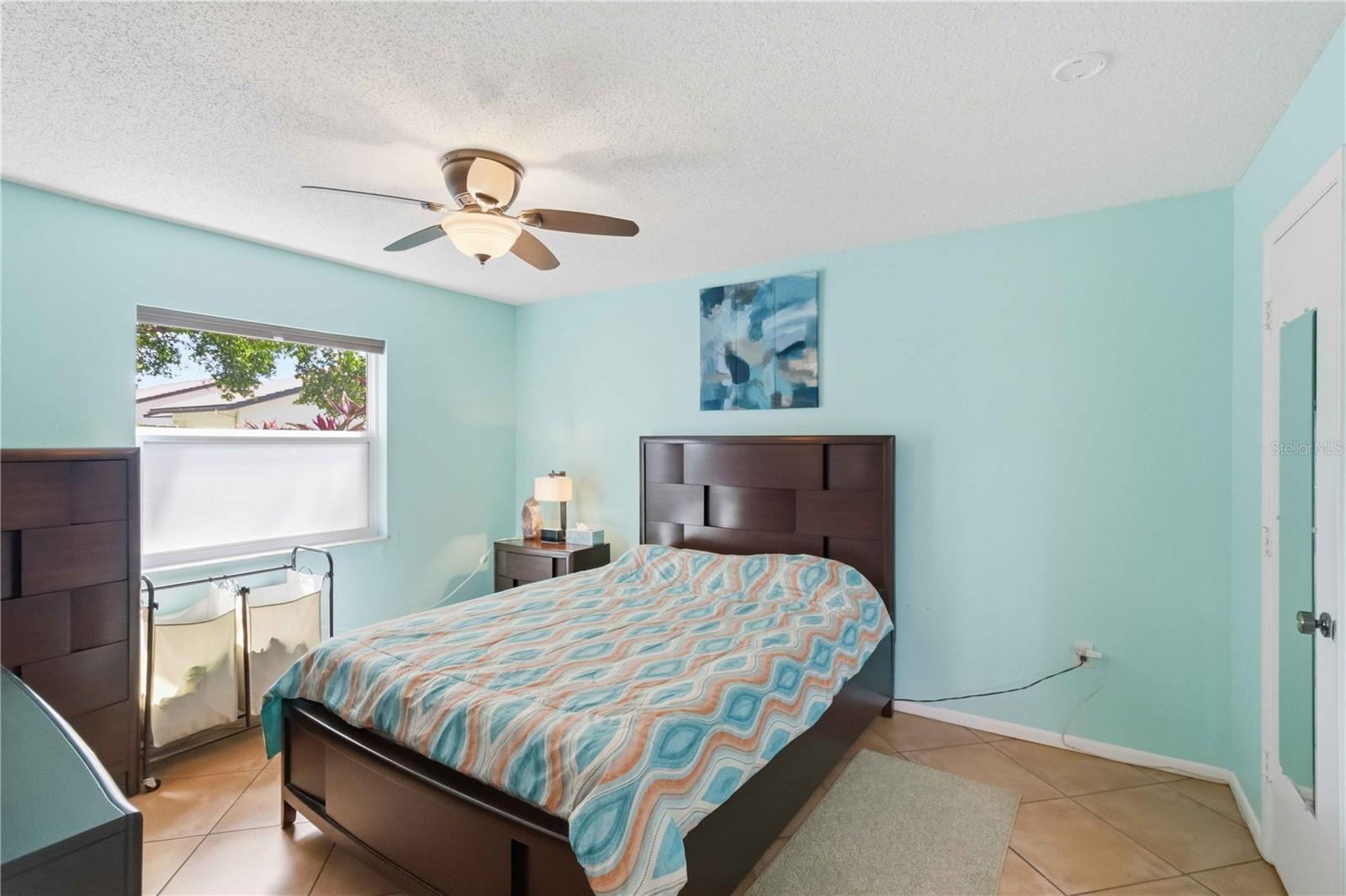 Listing Image #11