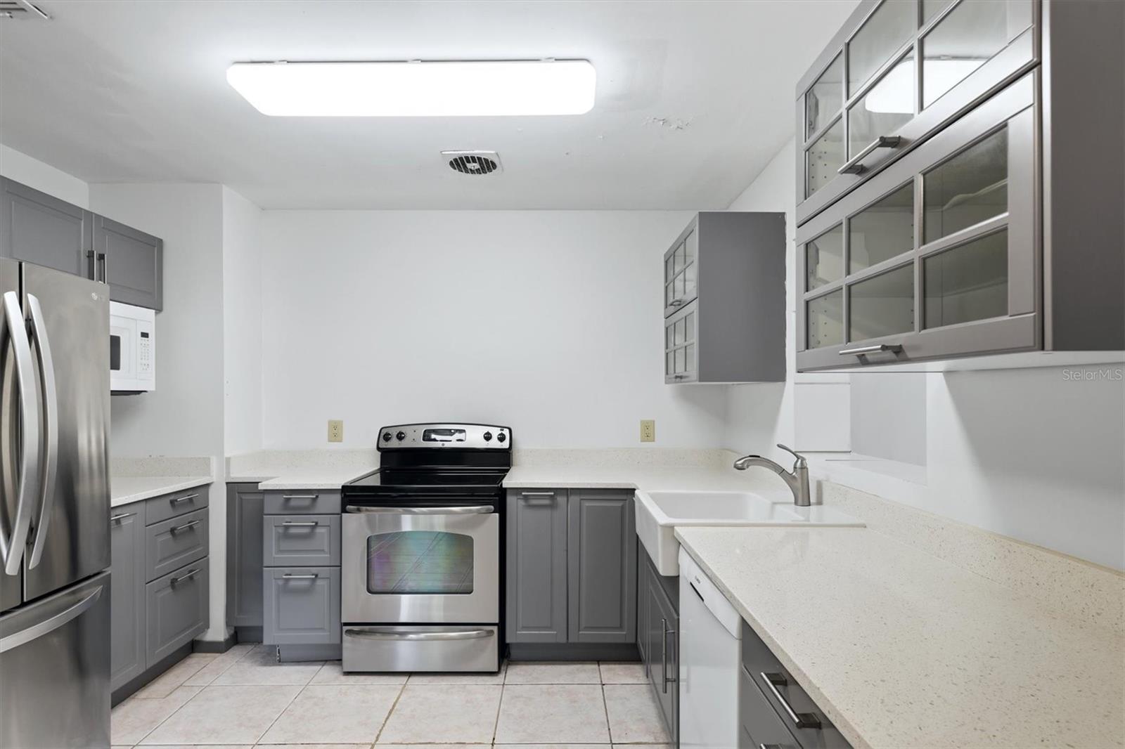 Listing Image #7
