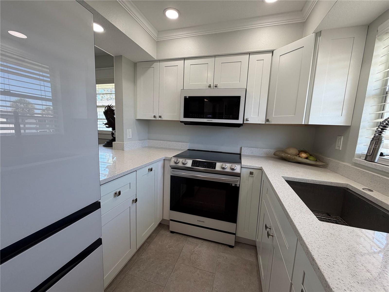 Listing Image #9