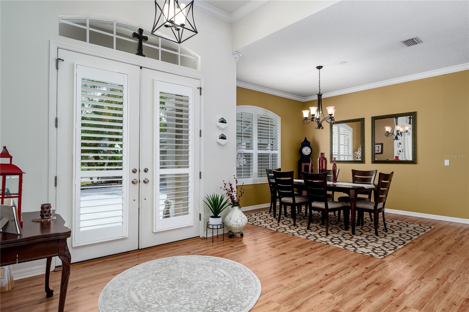 Listing Image #11
