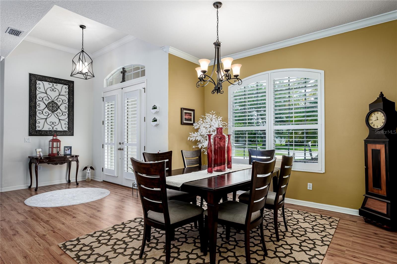 Listing Image #12