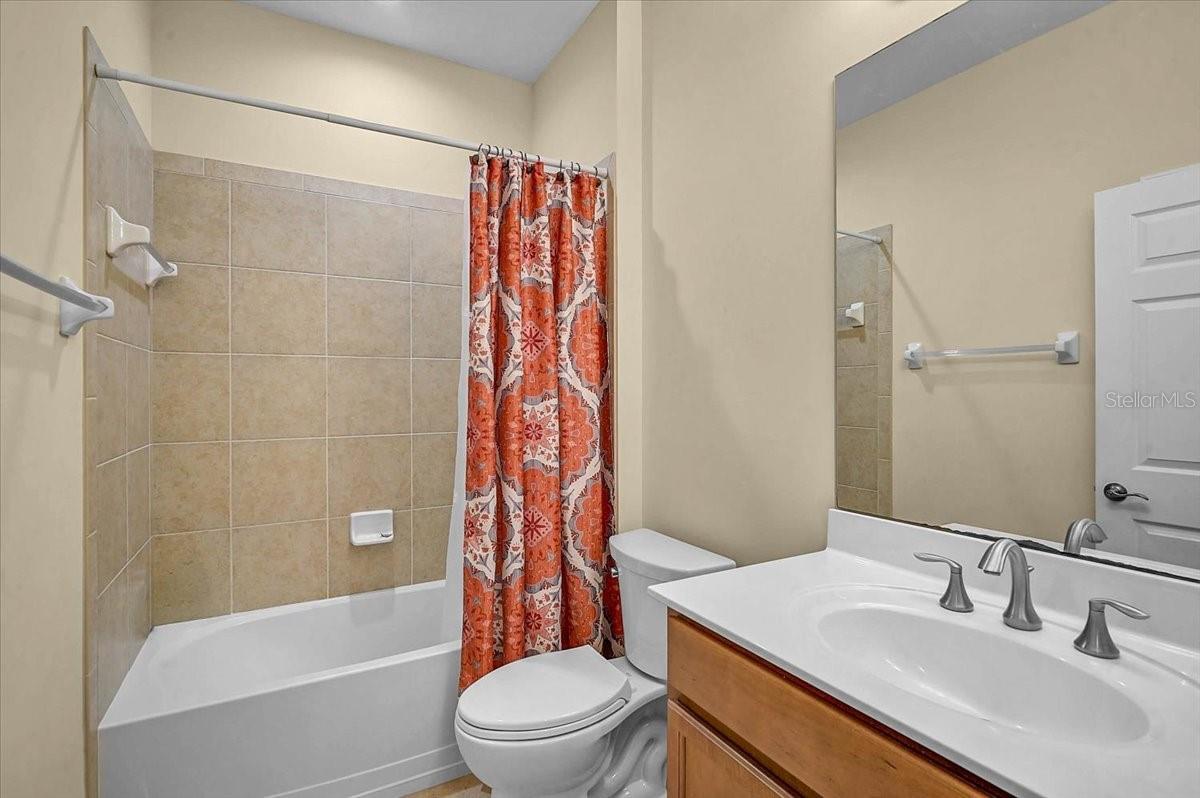 Listing Image #8