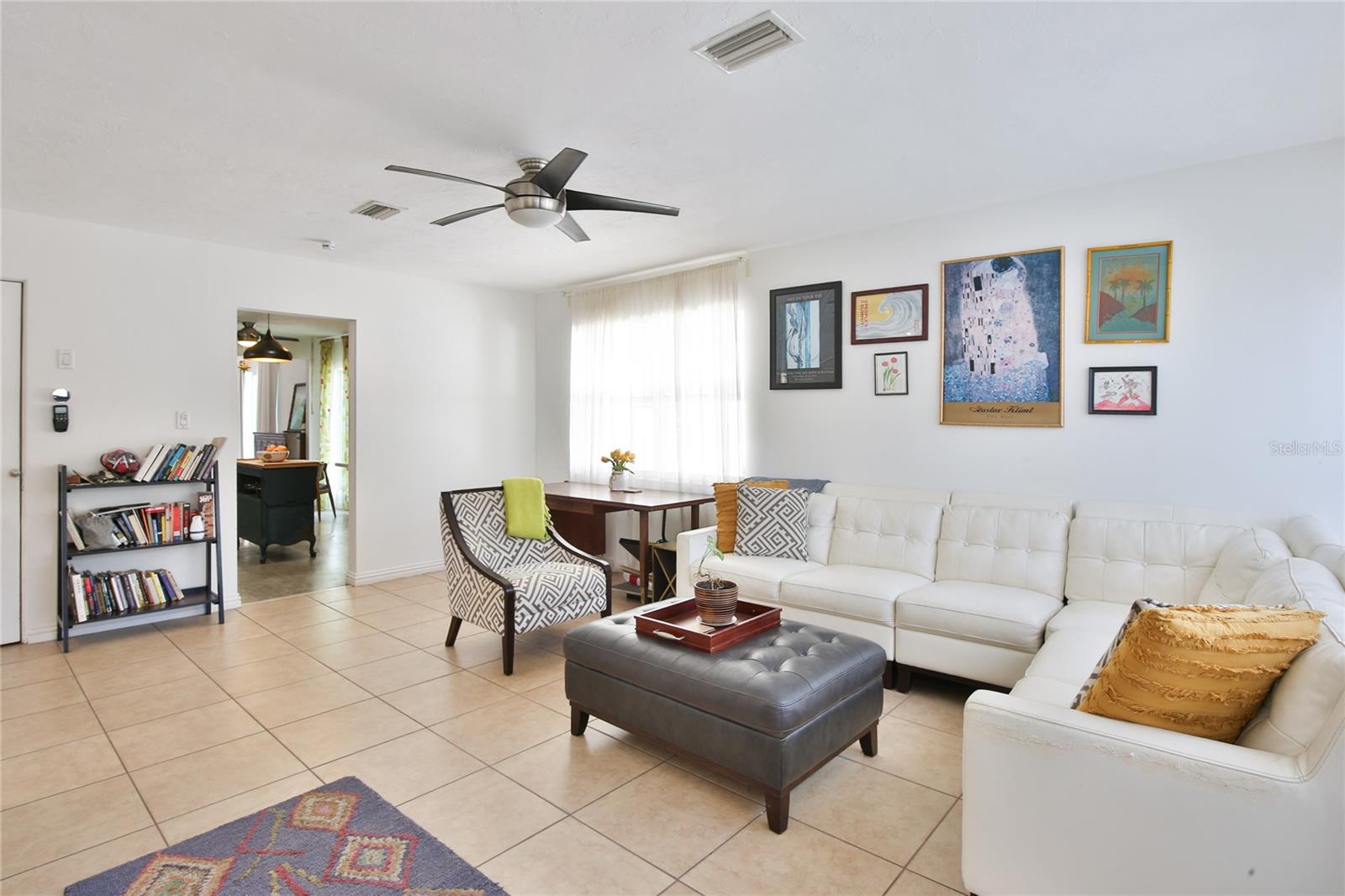 Listing Image #4