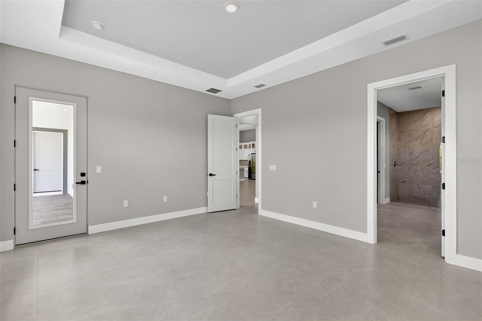 Listing Image #28