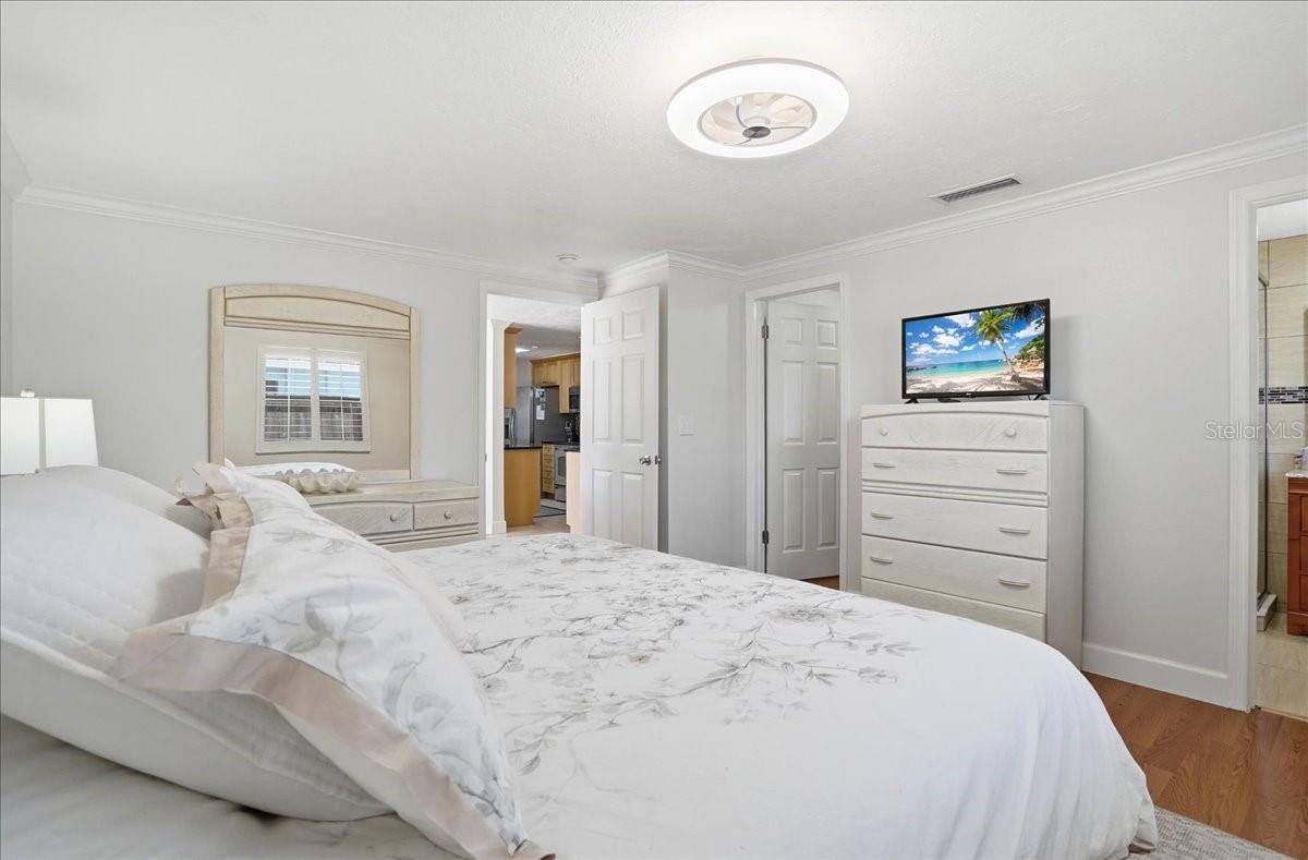 Listing Image #29