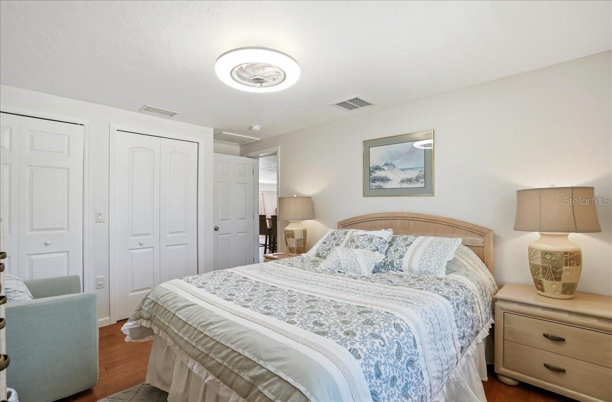 Listing Image #35