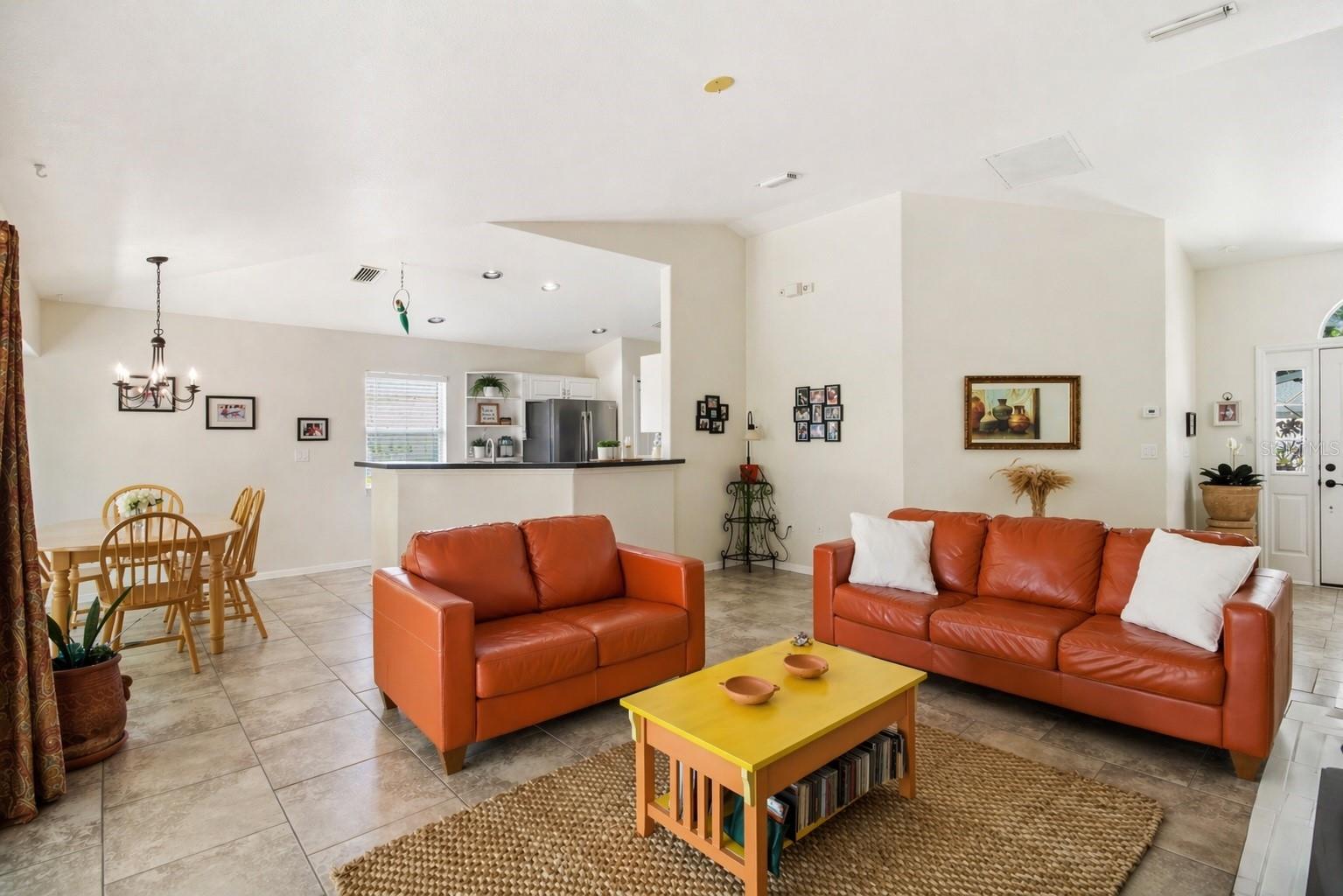Listing Image #4
